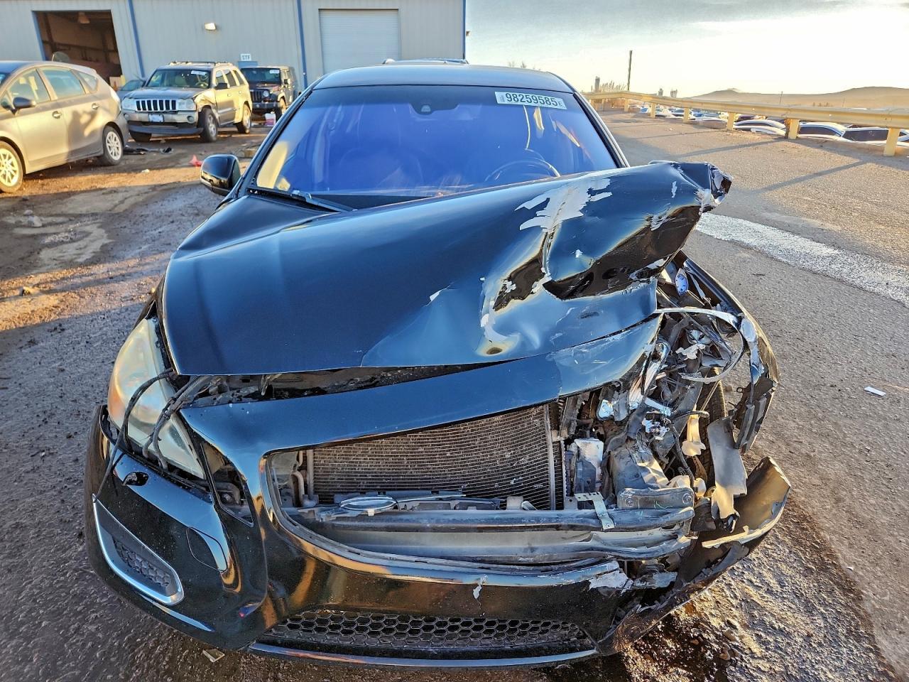 2013 VOLVO S60