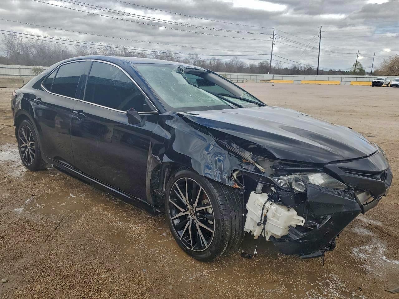 2022 TOYOTA CAMRY