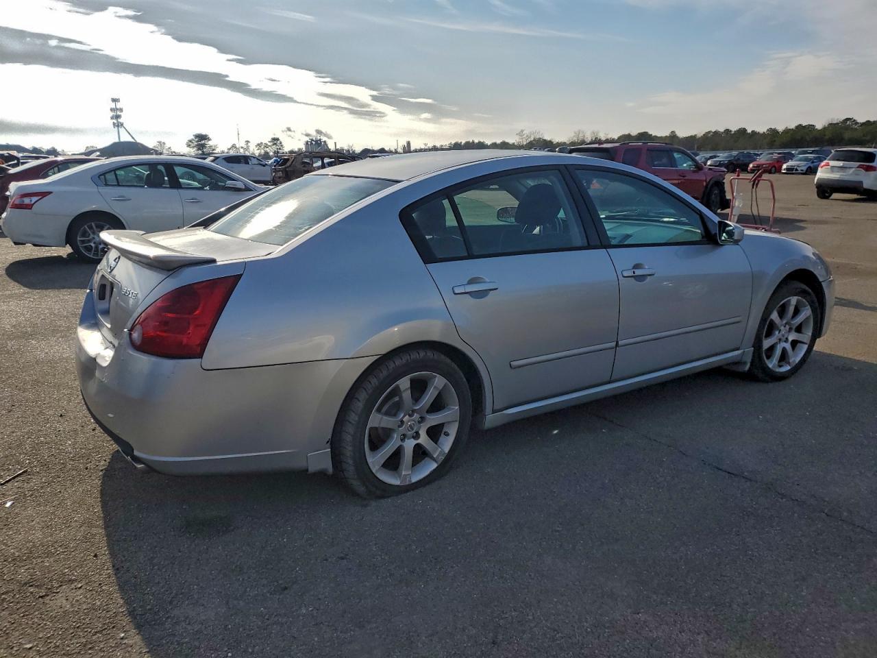 2008 NISSAN Maxima