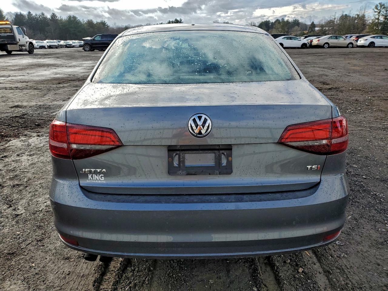 2016 VOLKSWAGEN JETTA