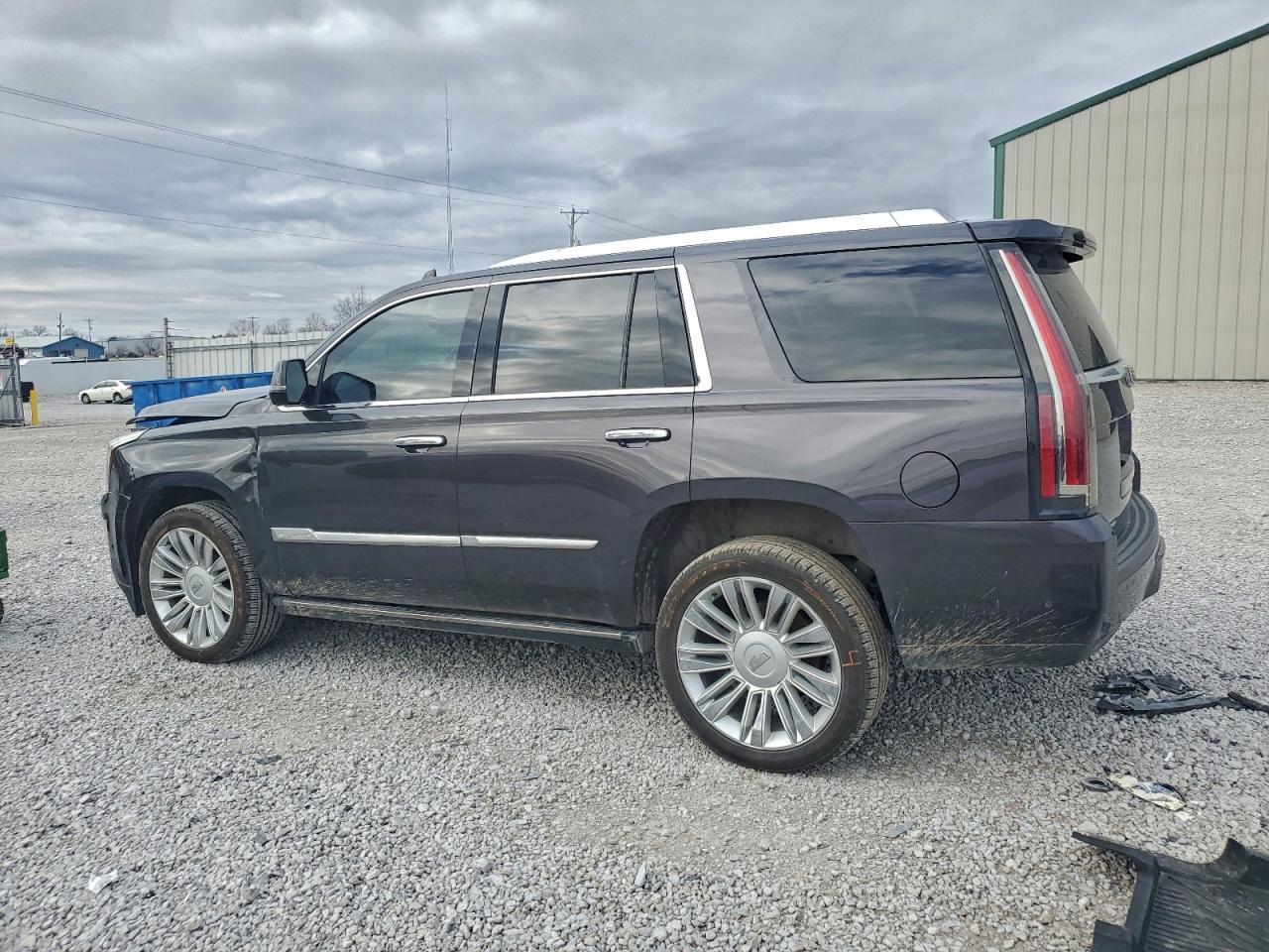 2018 CADILLAC ESCALADE