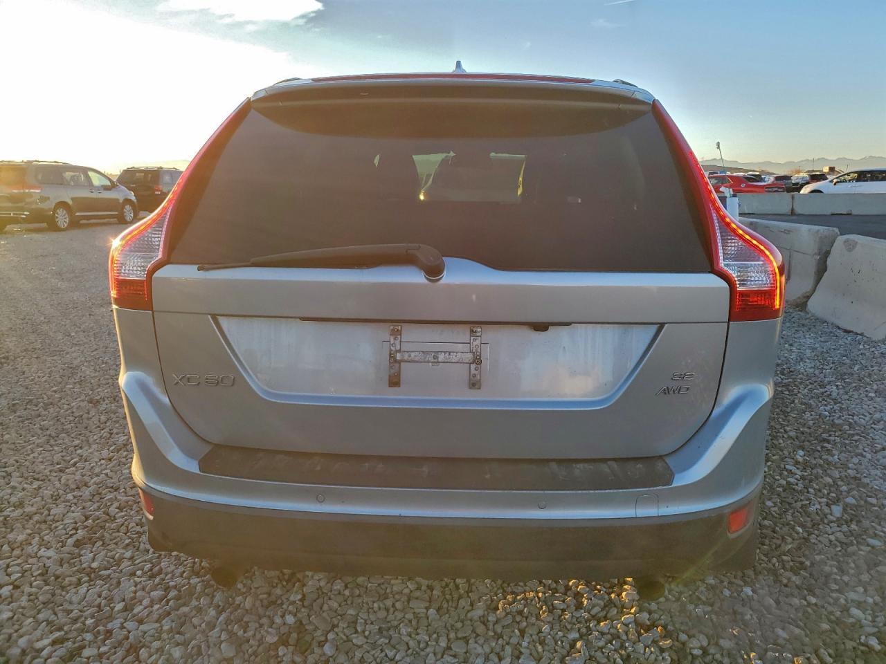 2010 VOLVO XC60