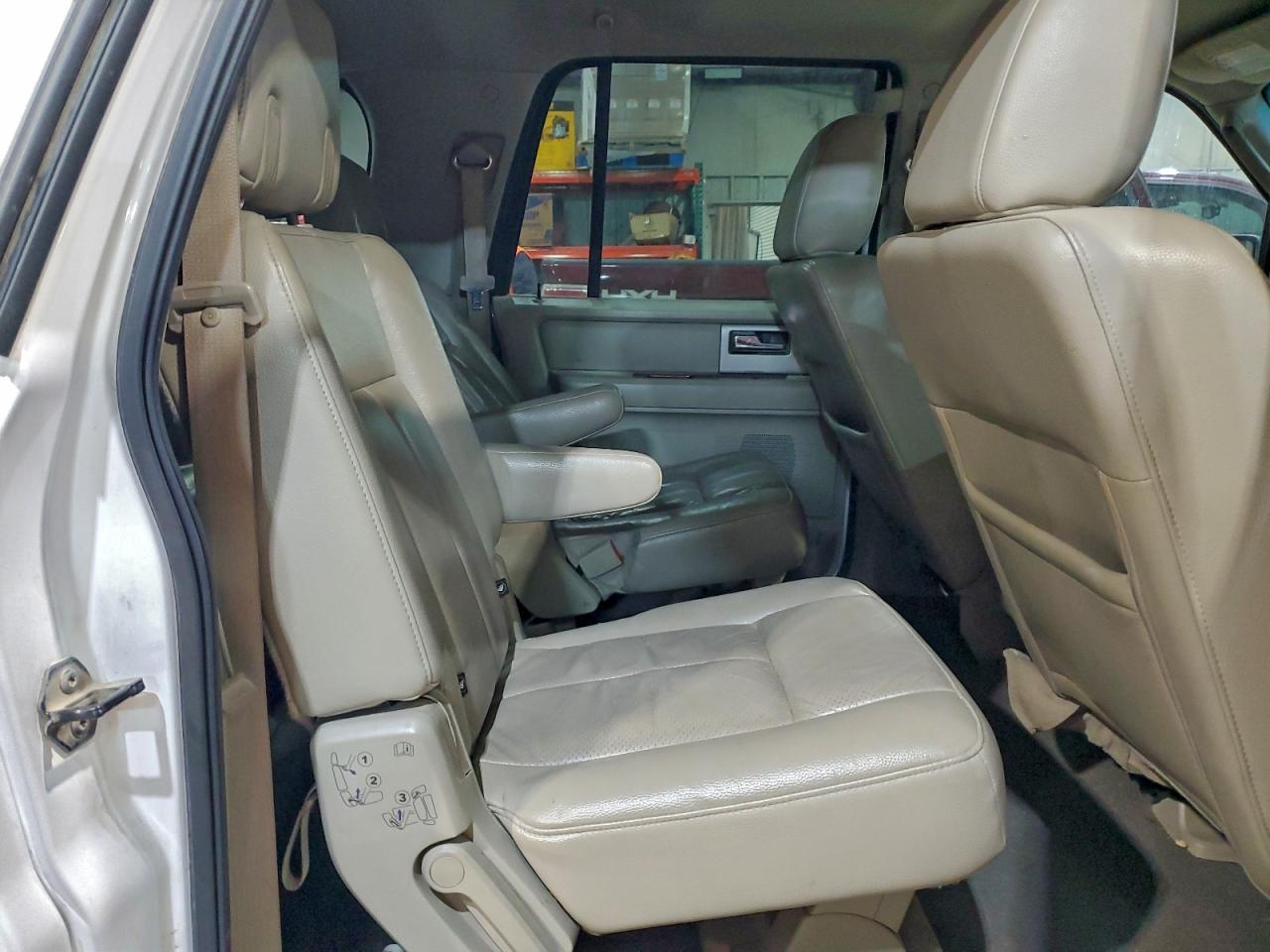 2010 FORD Expedition