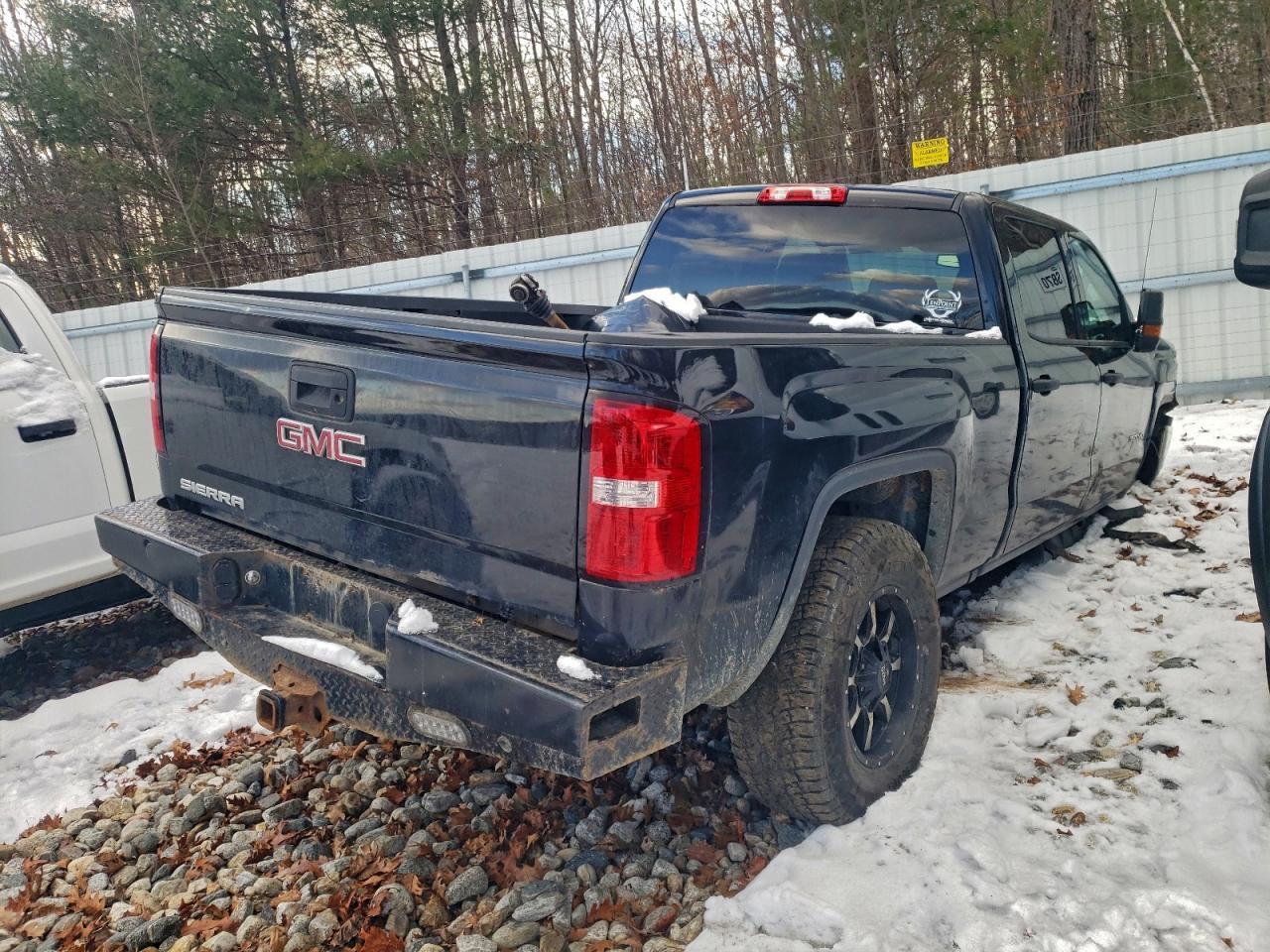 2018 GMC Sierra