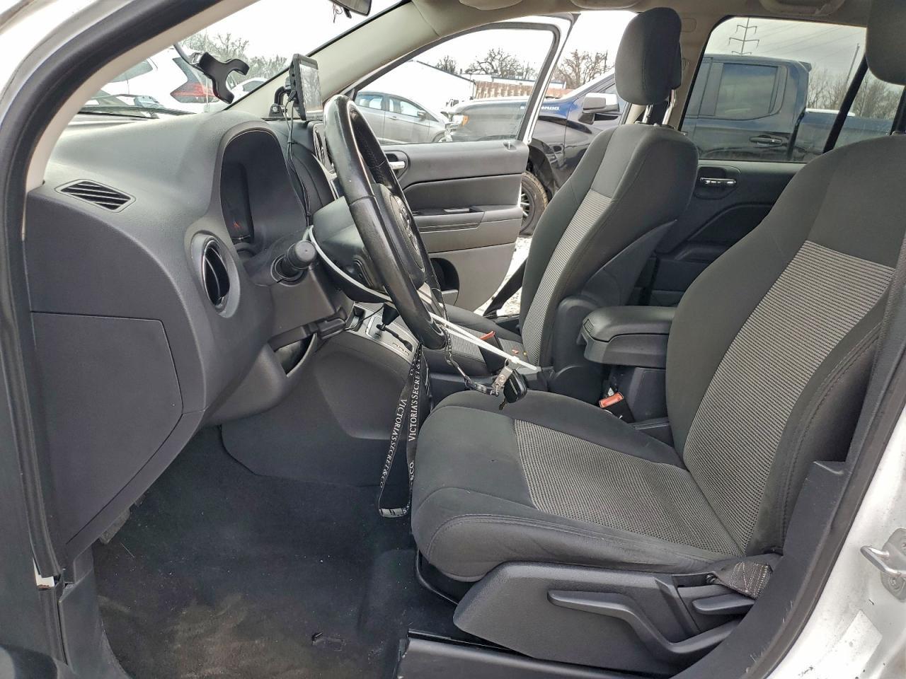 2011 JEEP Compass