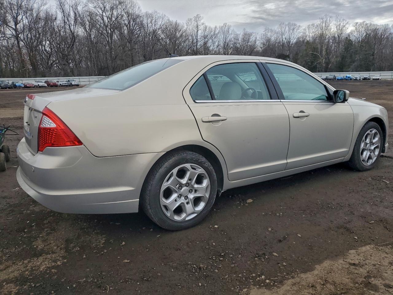 2010 FORD FUSION