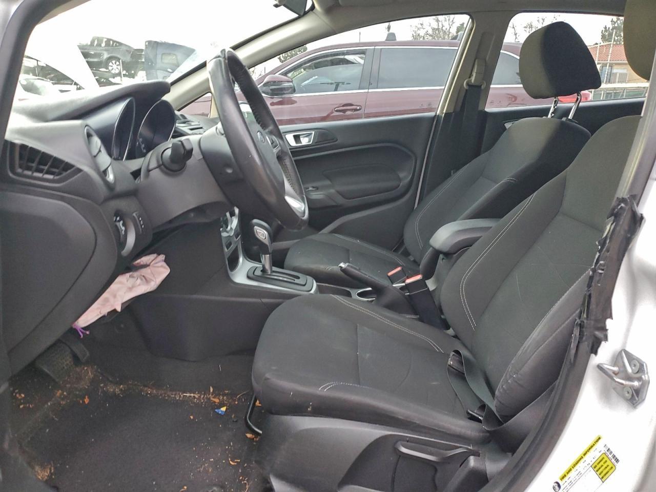 2015 FORD Fiesta