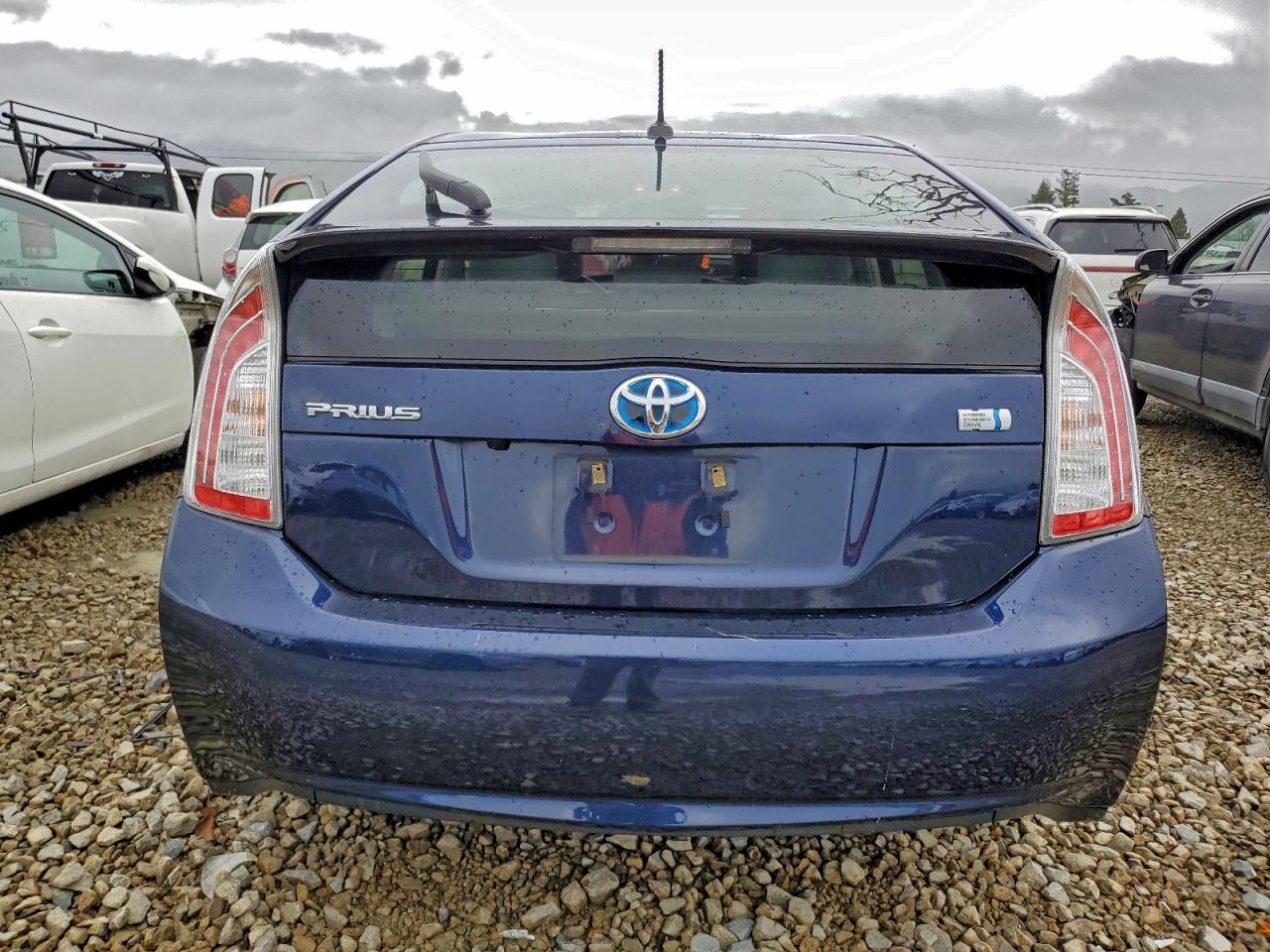 2015 TOYOTA PRIUS