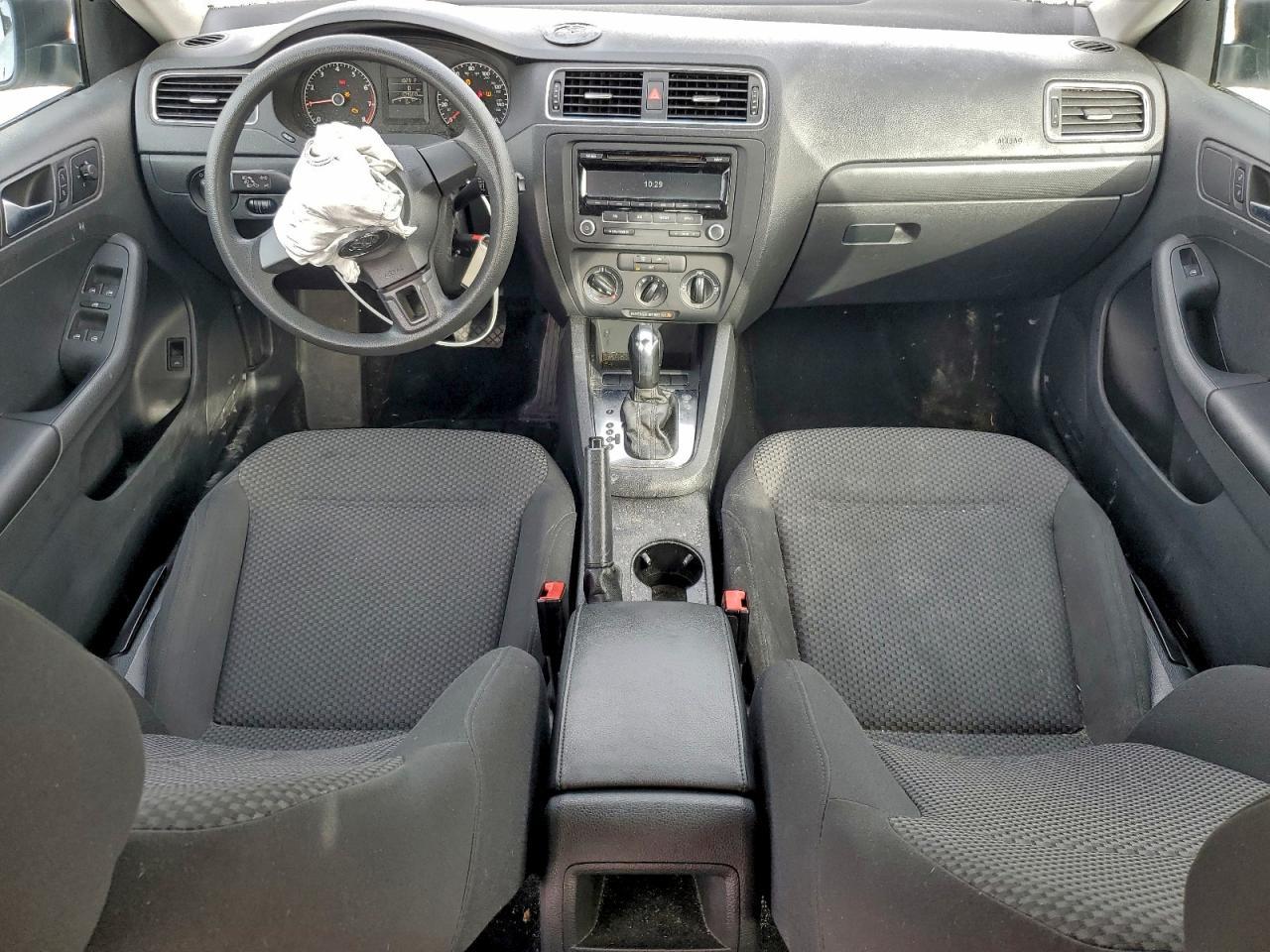 2013 VOLKSWAGEN JETTA