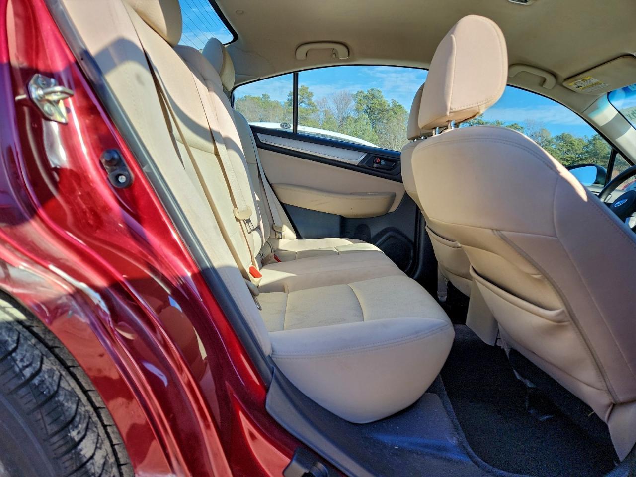 2015 SUBARU Legacy
