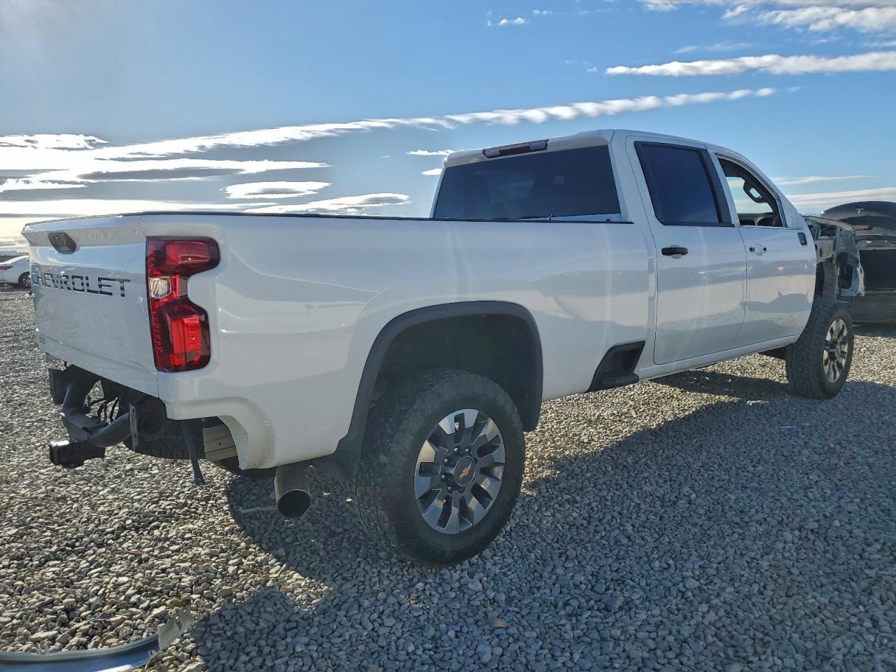 2024 CHEVROLET Silverado