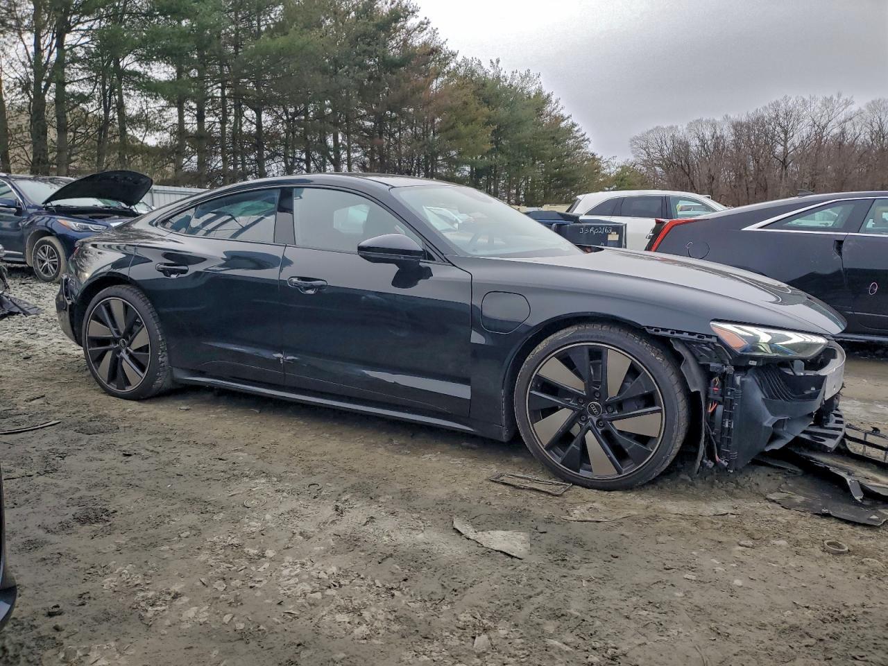 2023 AUDI e-tron GT