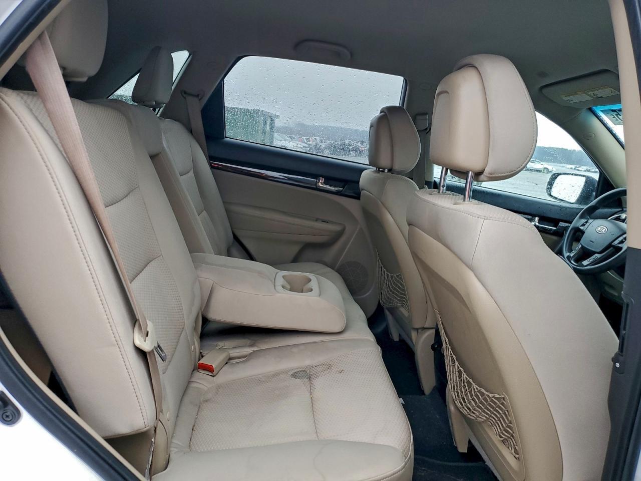 2011 KIA SORENTO