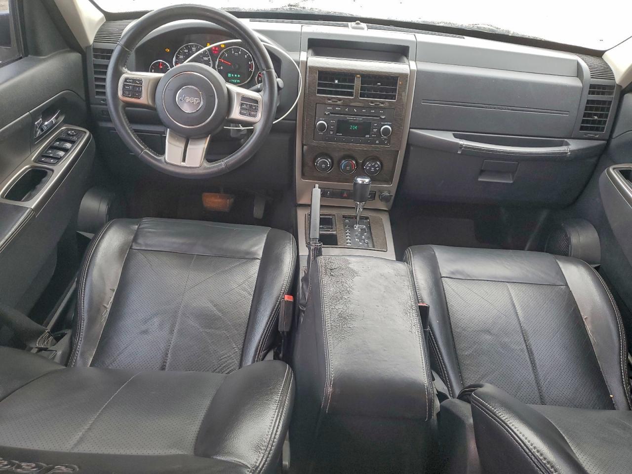 2012 JEEP Liberty