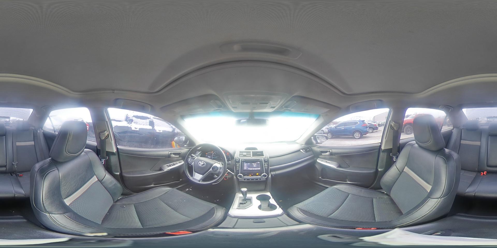 2014 TOYOTA CAMRY