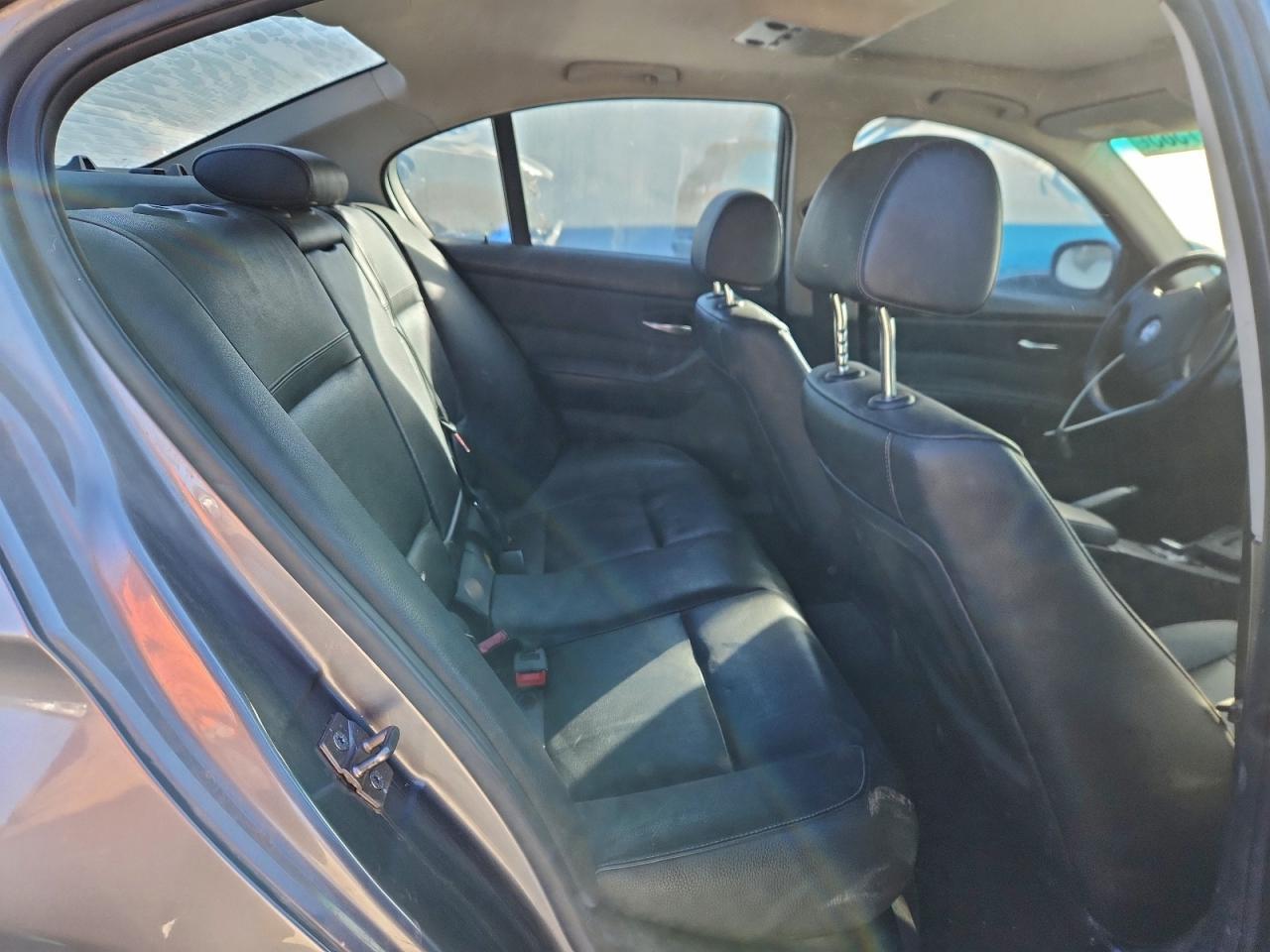 2011 BMW 3 SERIES