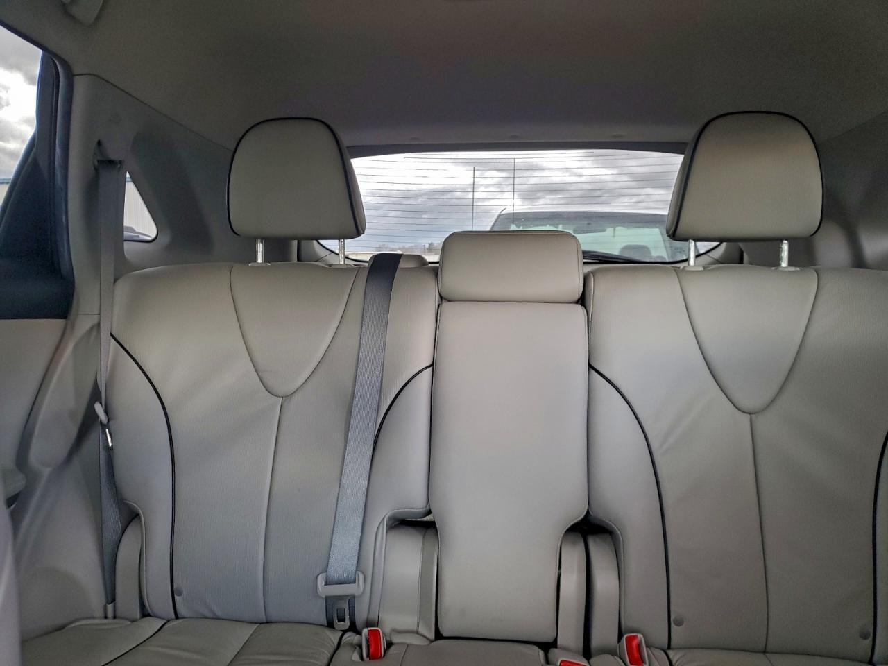 2013 TOYOTA VENZA