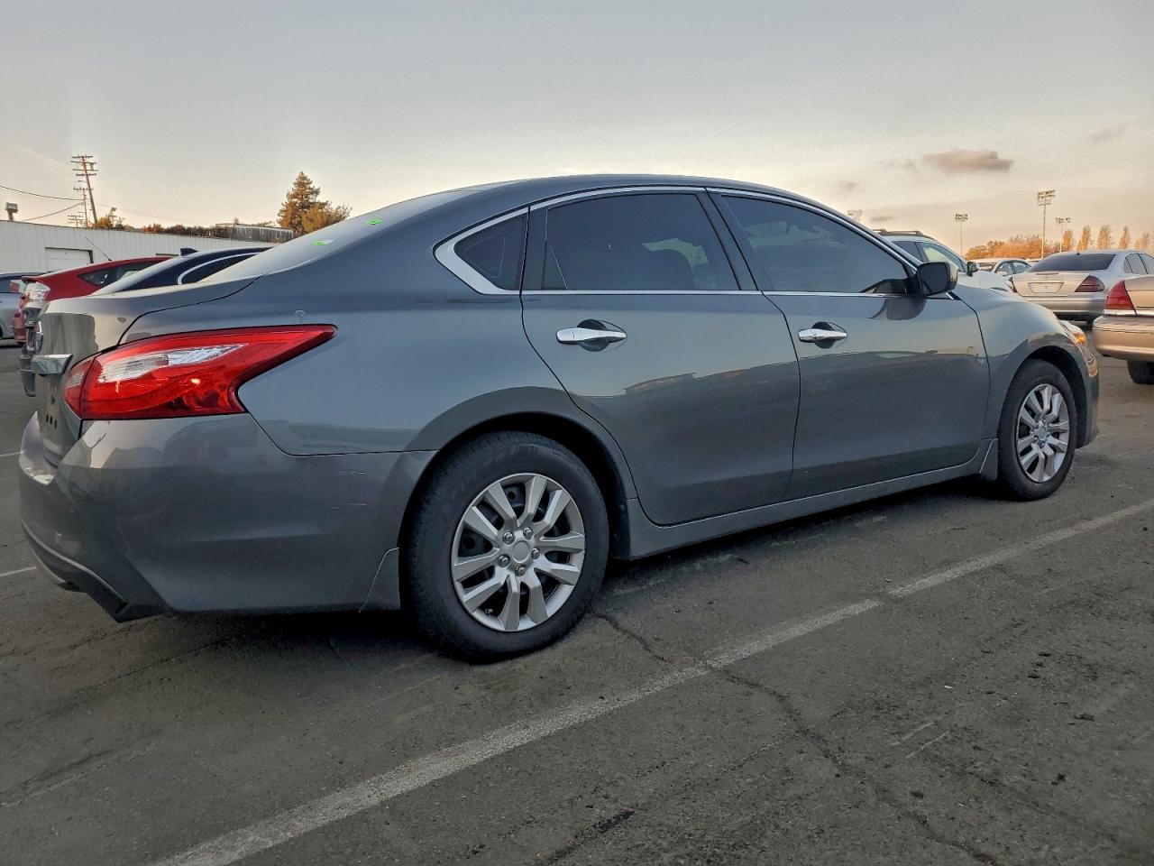 2017 NISSAN ALTIMA