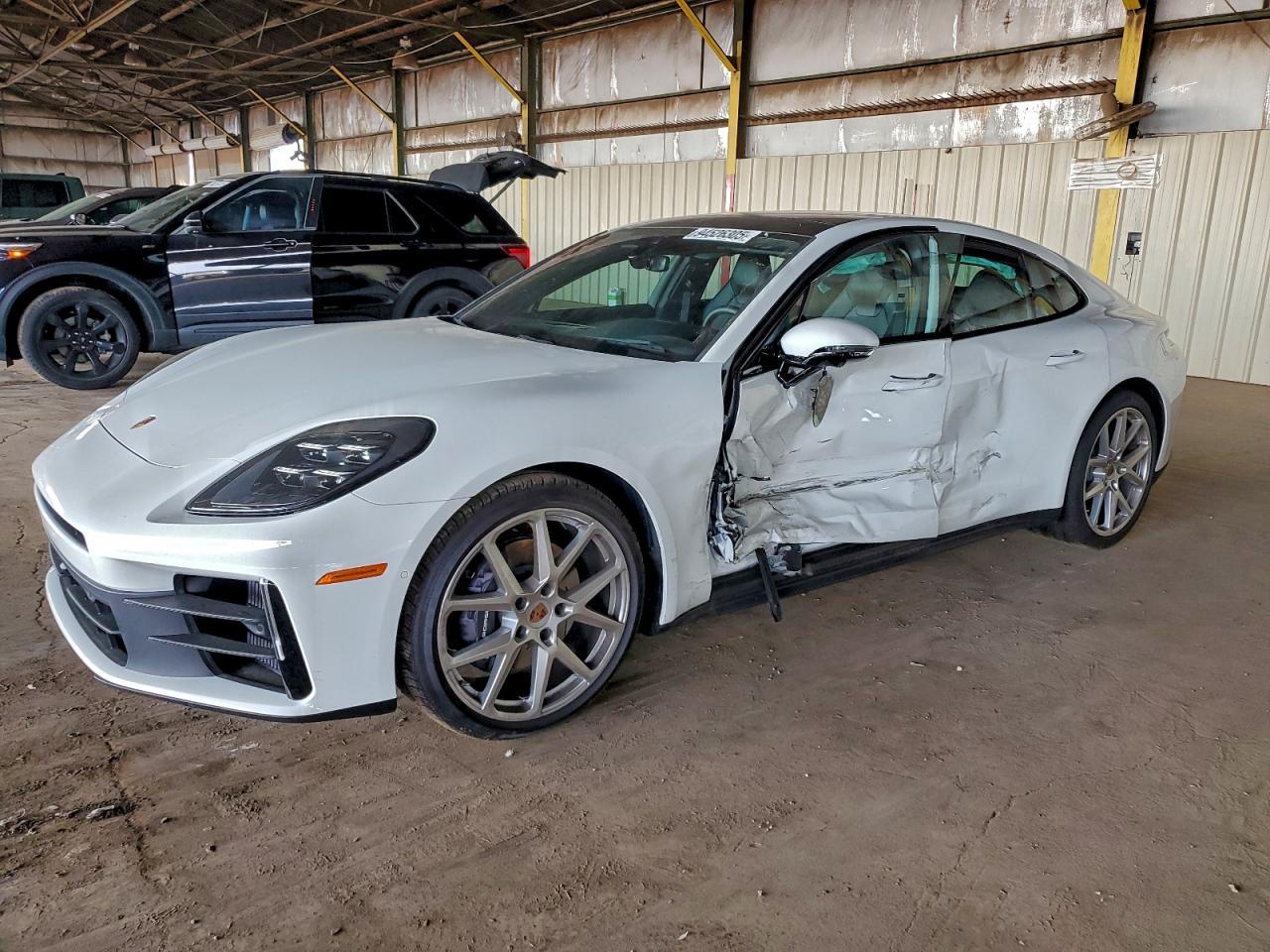 2025 PORSCHE Panamera