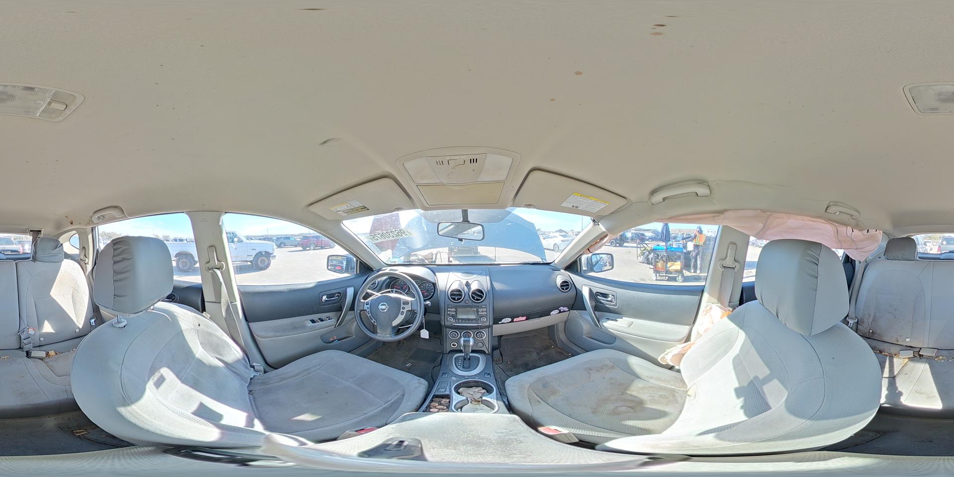 2015 NISSAN ROGUE