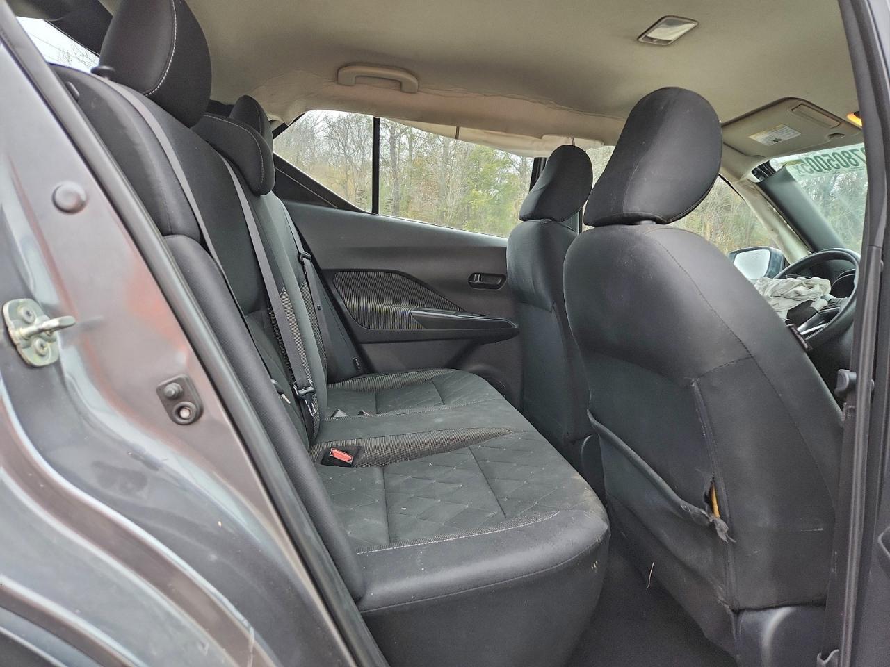 2020 NISSAN KICKS
