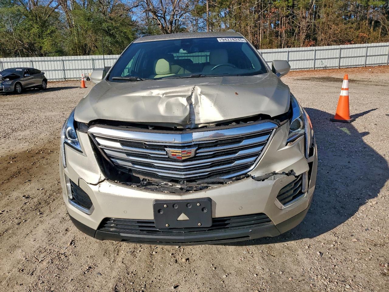 2017 CADILLAC XT5