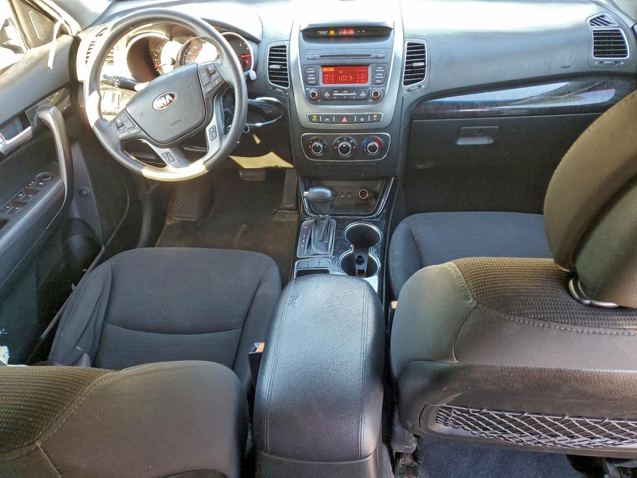 2015 KIA SORENTO