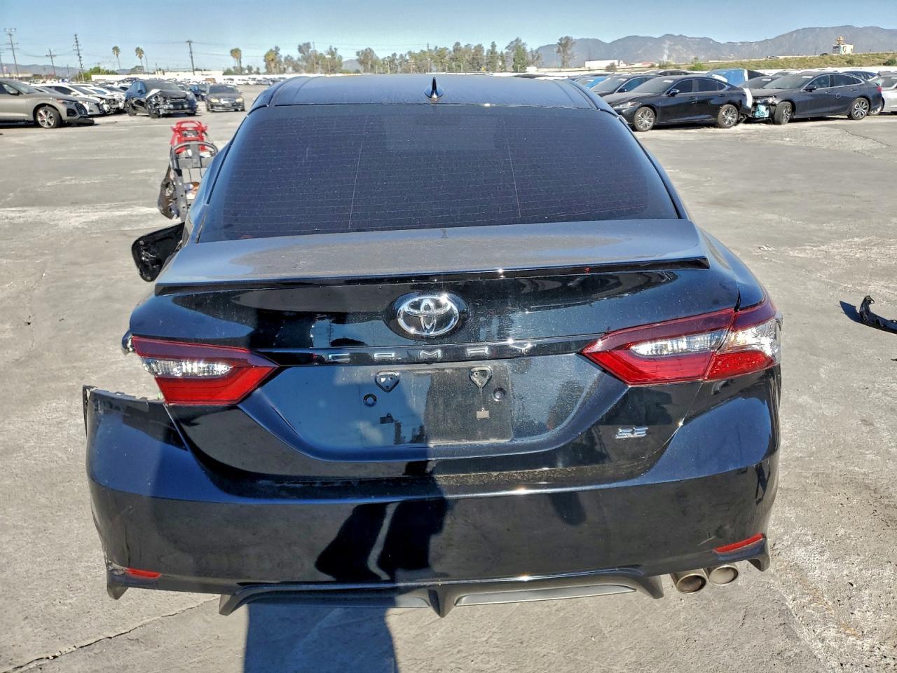 2024 TOYOTA CAMRY