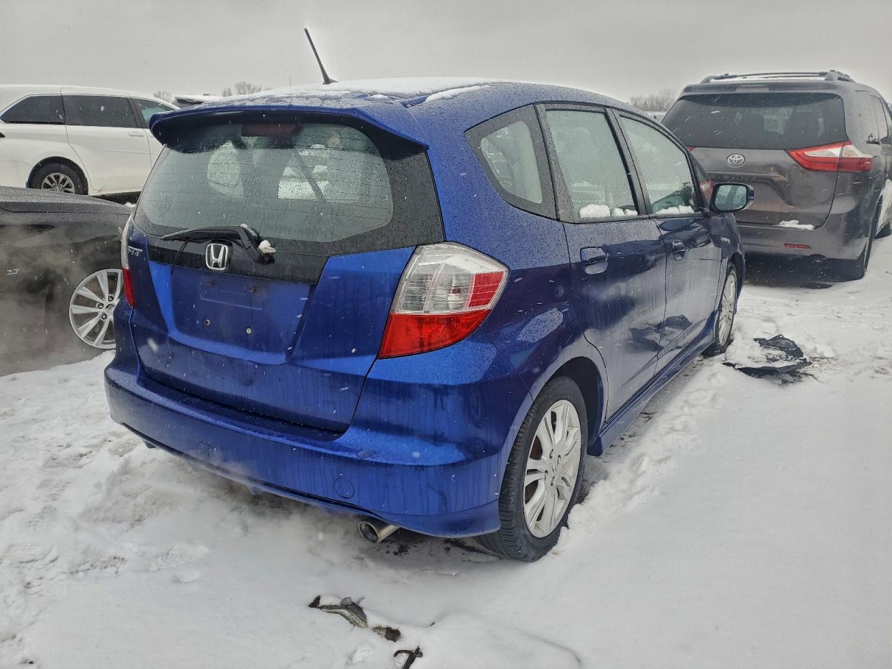 2010 HONDA FIT