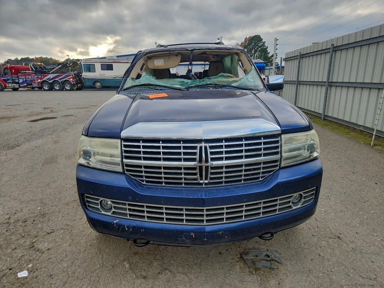 2010 LINCOLN Navigator