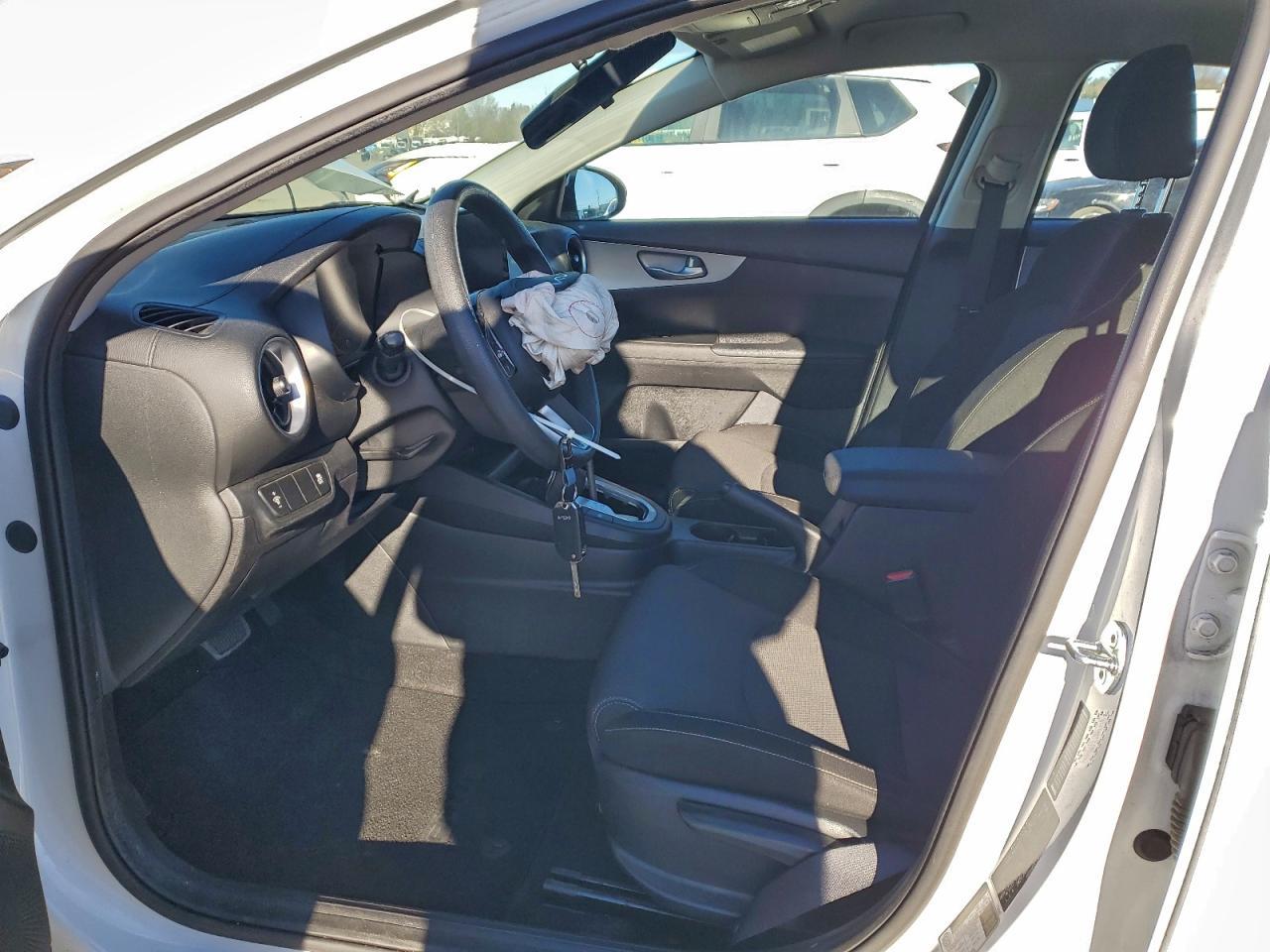 2023 KIA FORTE