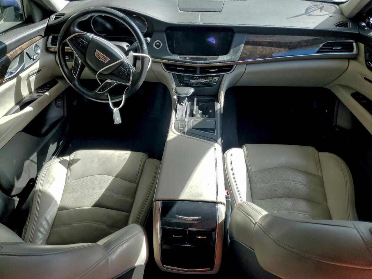 2016 CADILLAC CT6