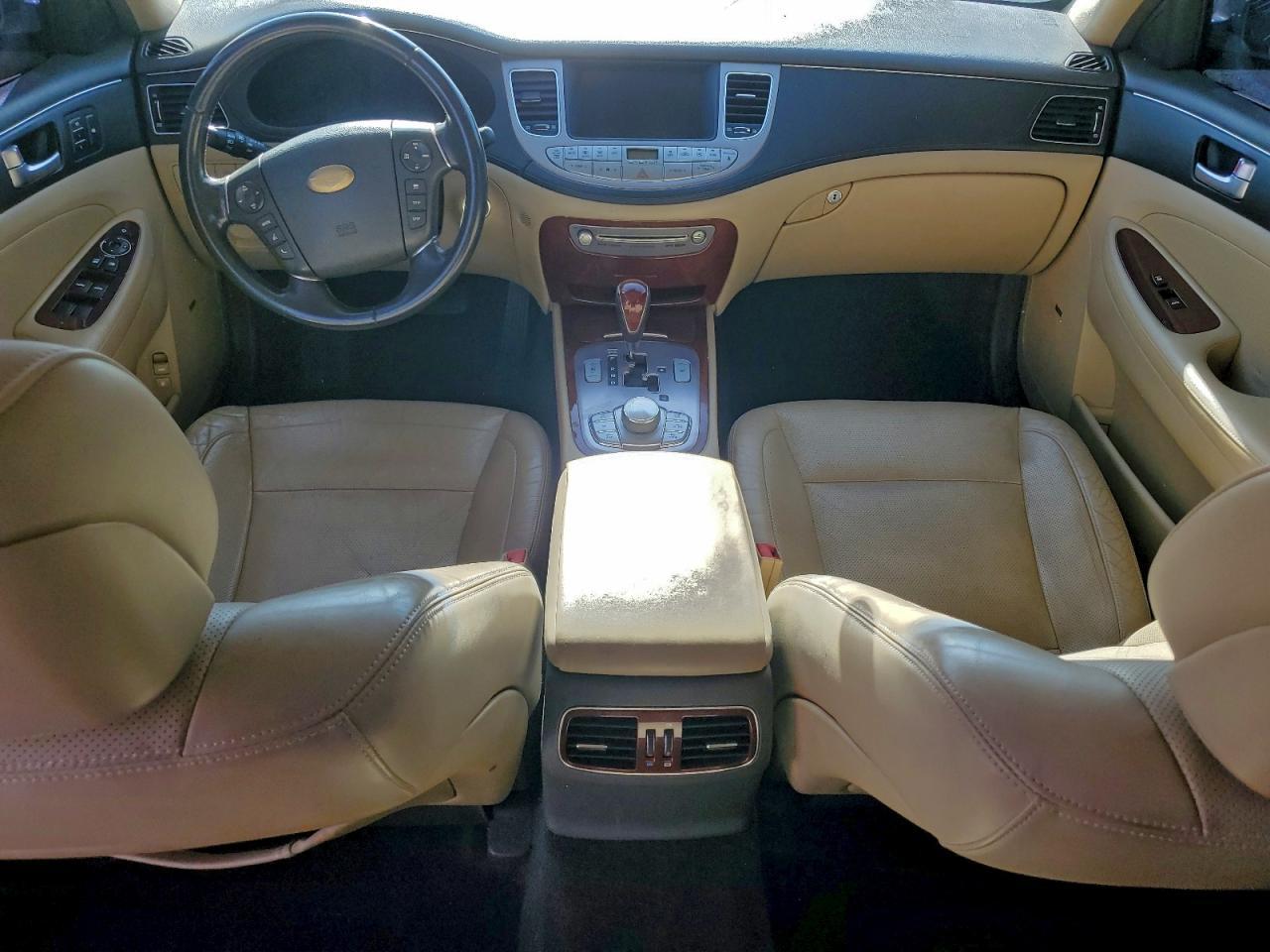 2012 HYUNDAI GENESIS