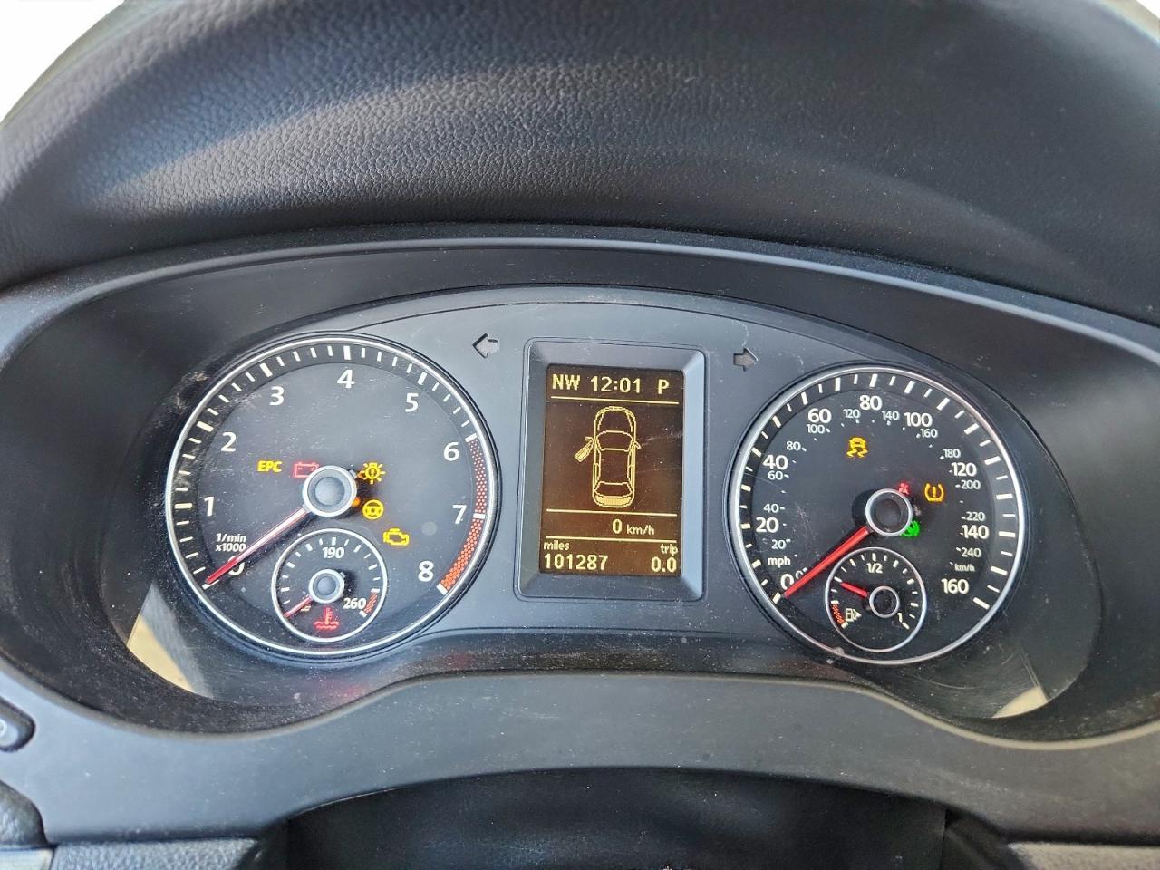 2012 VOLKSWAGEN JETTA