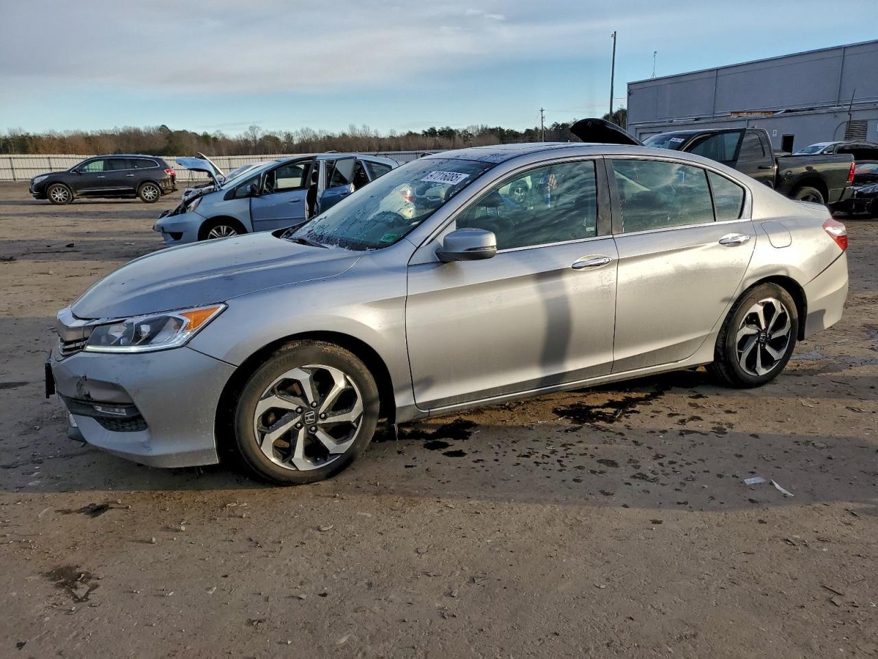 2017 HONDA ACCORD