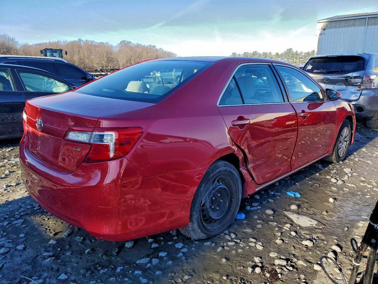2014 TOYOTA CAMRY