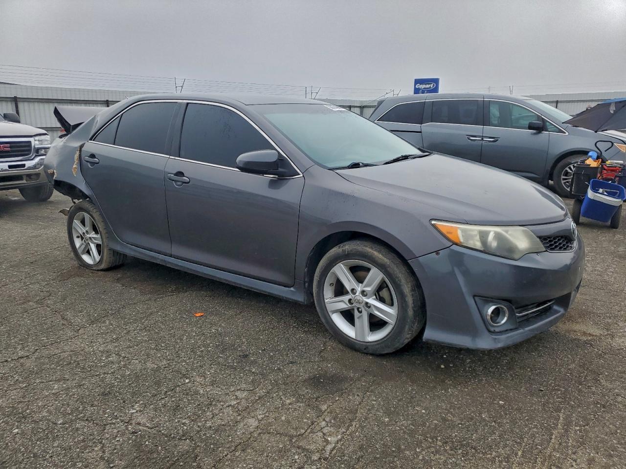 2013 TOYOTA CAMRY