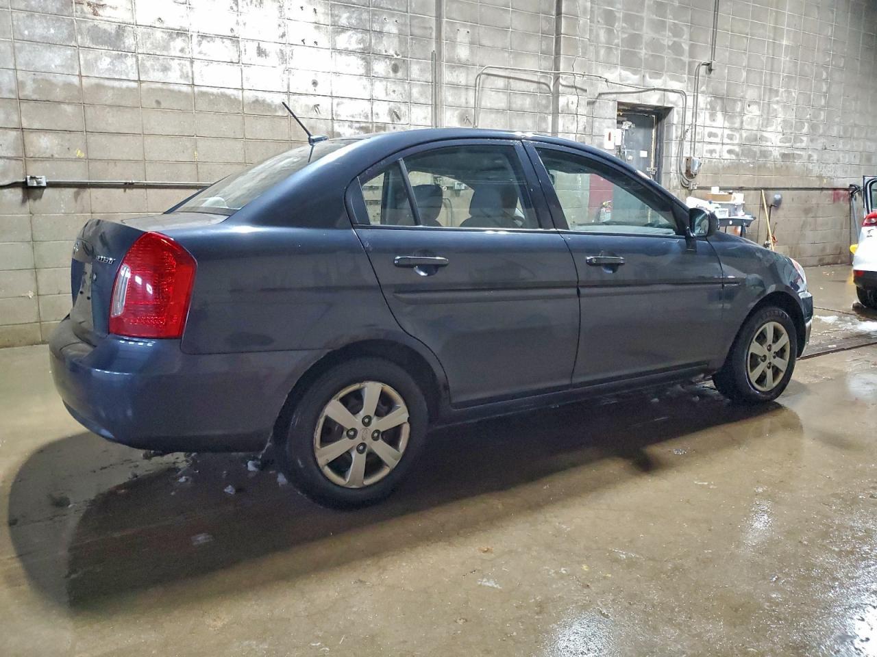 2011 HYUNDAI ACCENT