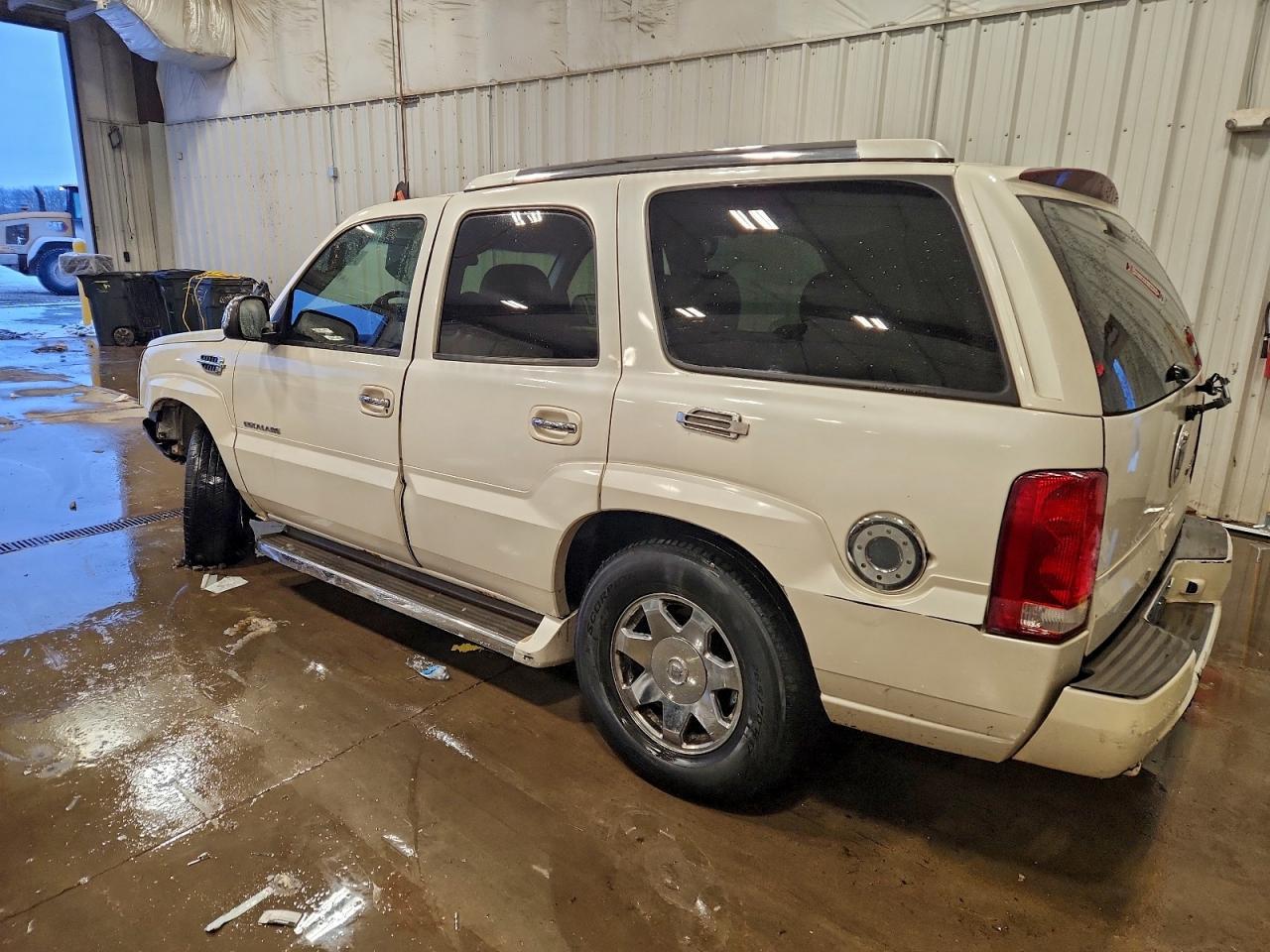 2005 CADILLAC ESCALADE