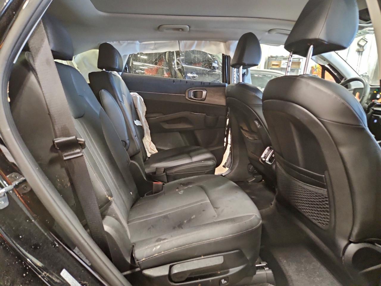 2025 KIA SORENTO