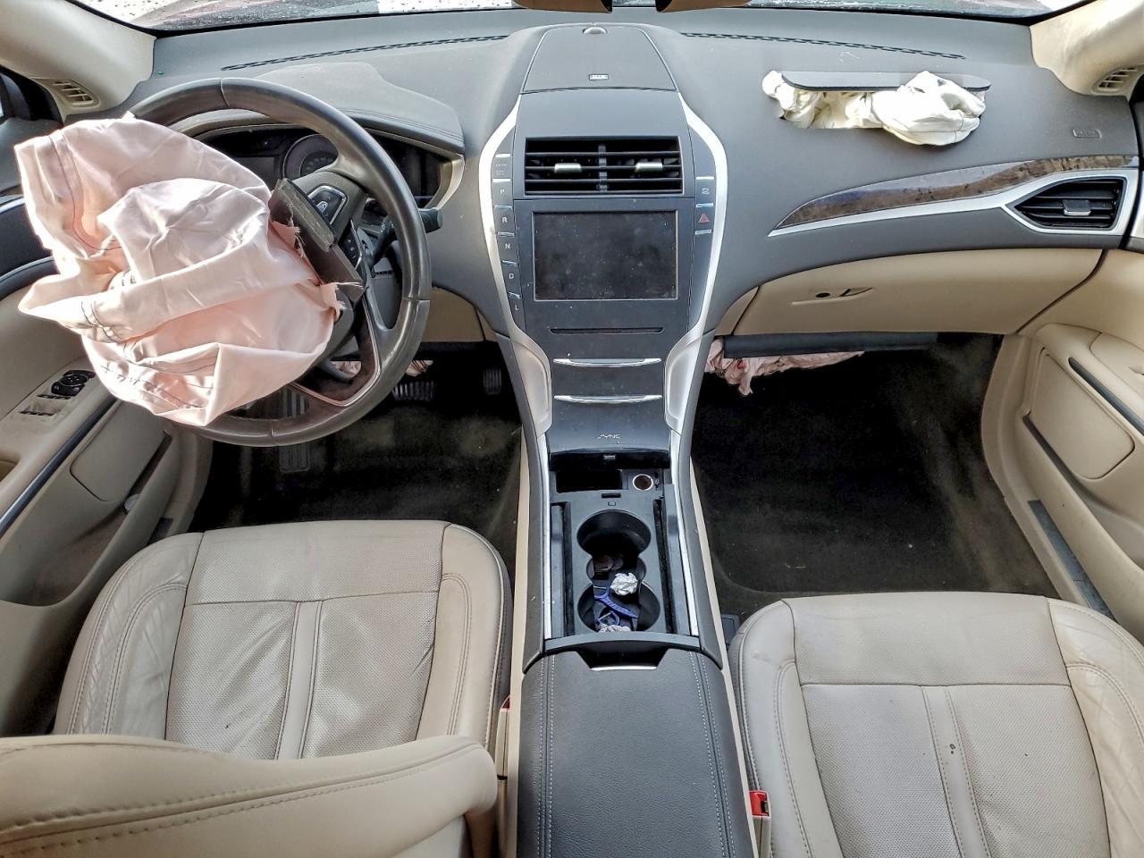 2016 LINCOLN MKZ