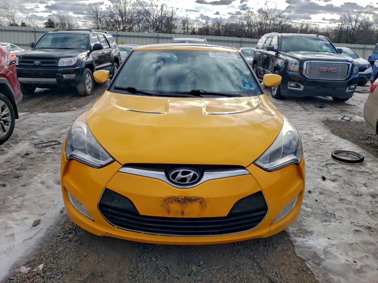 2013 HYUNDAI VELOSTER