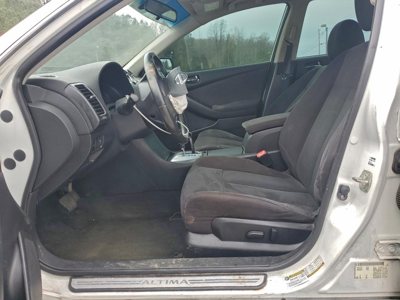 2012 NISSAN ALTIMA