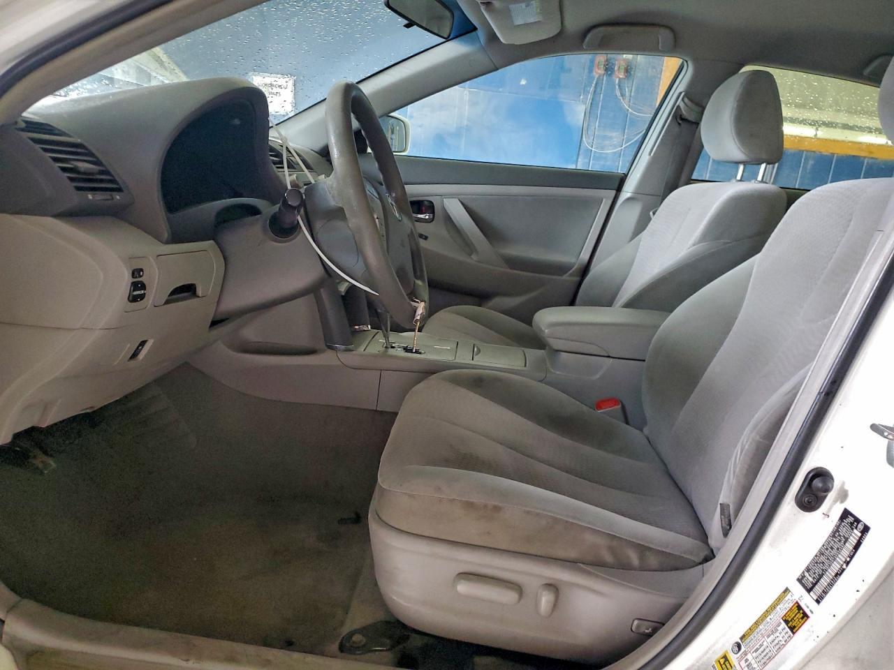 2010 TOYOTA CAMRY