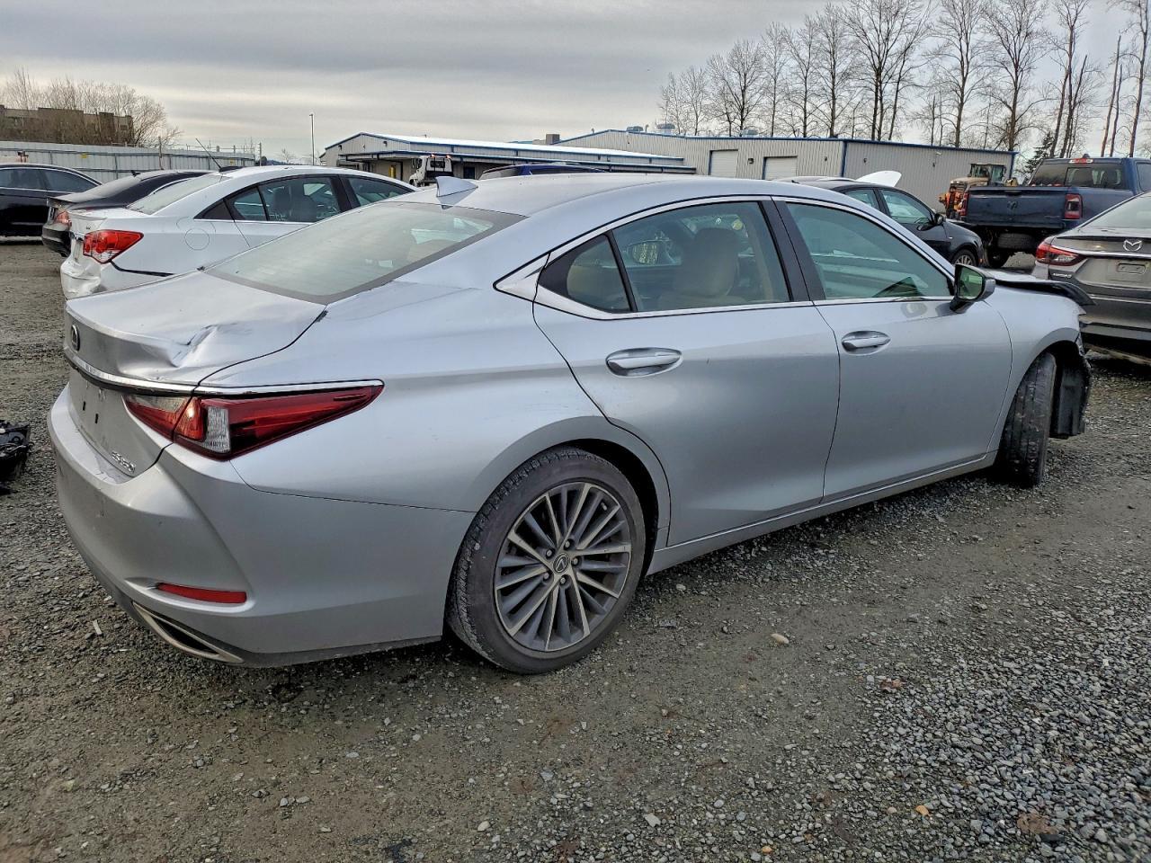 2022 LEXUS ES 350