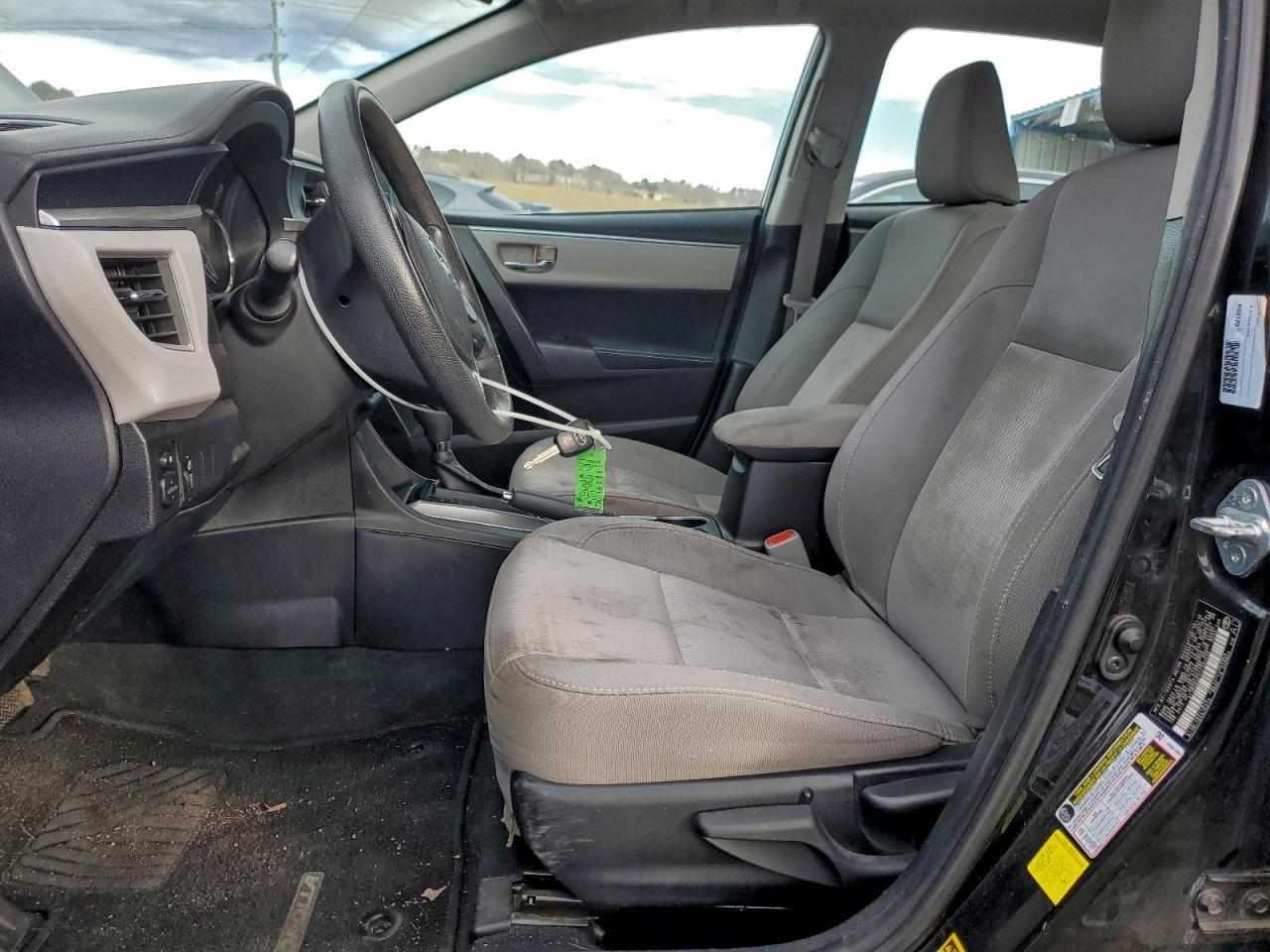 2015 TOYOTA COROLLA