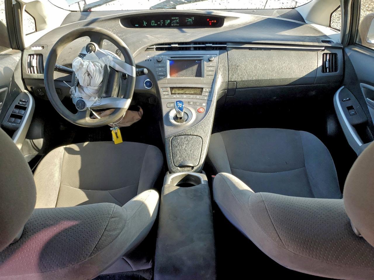2015 TOYOTA PRIUS
