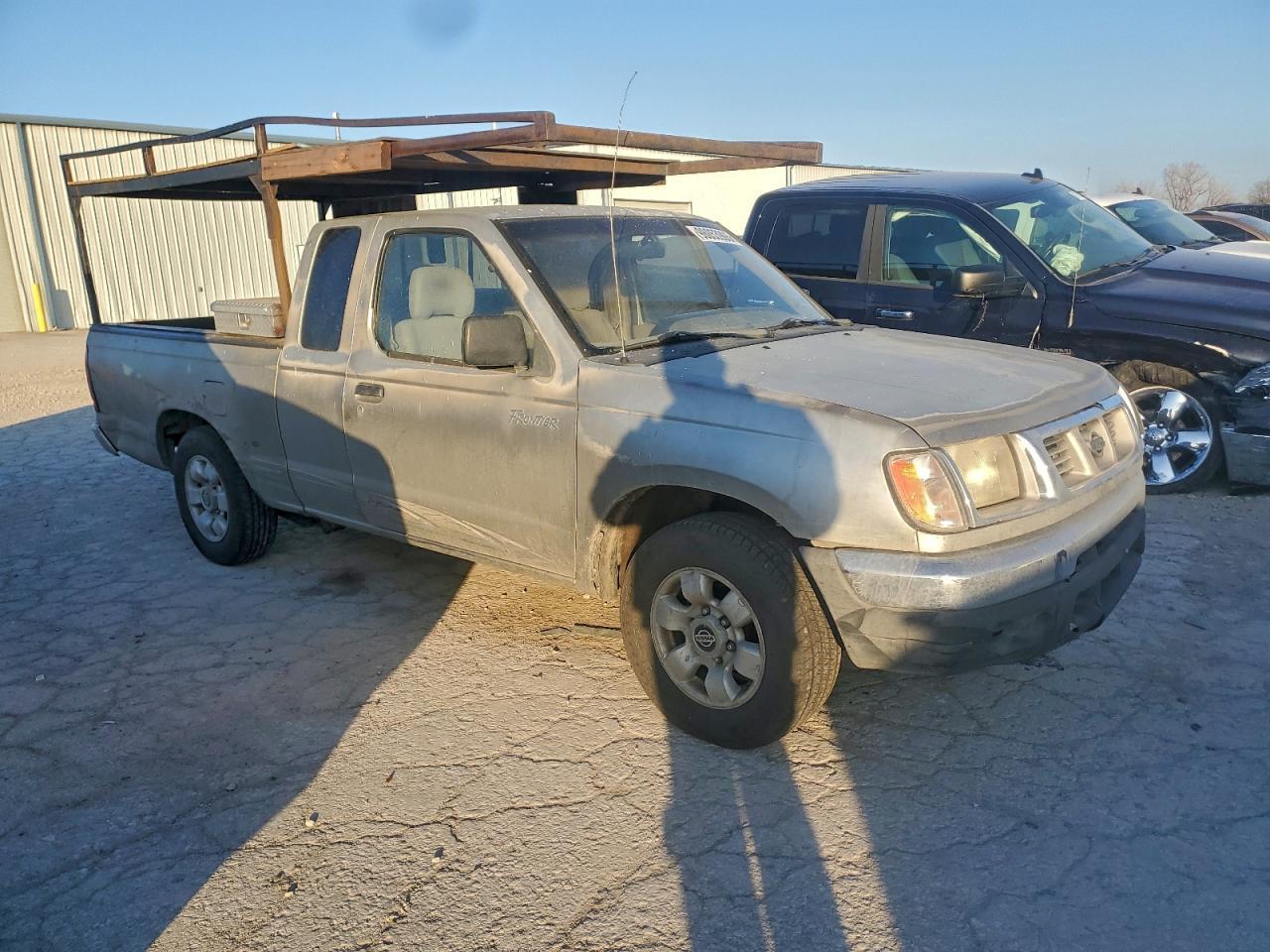 2000 NISSAN Frontier
