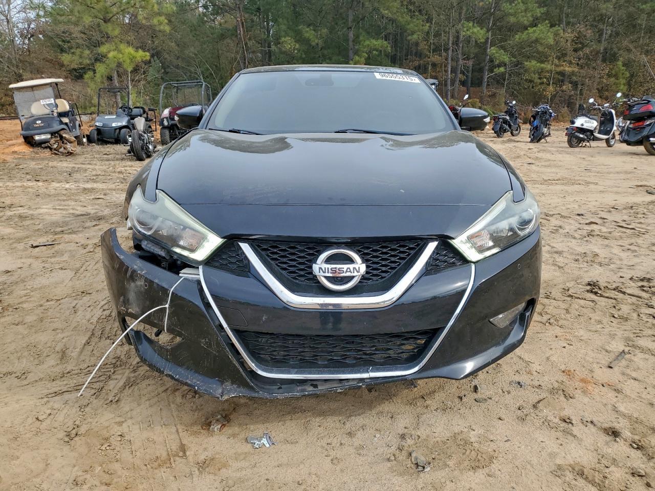 2018 NISSAN Maxima