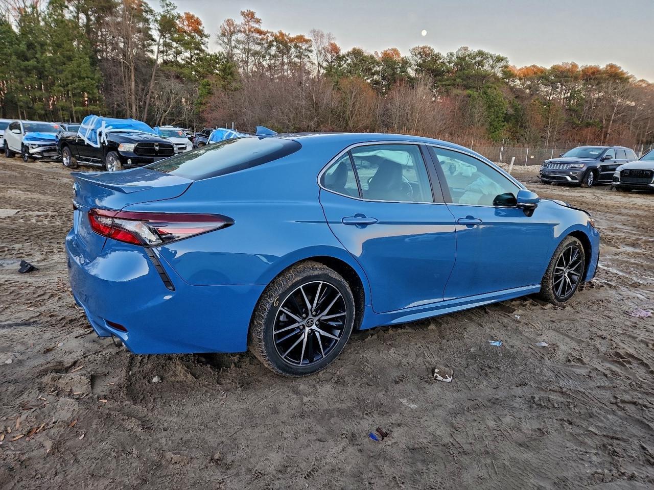 2023 TOYOTA CAMRY